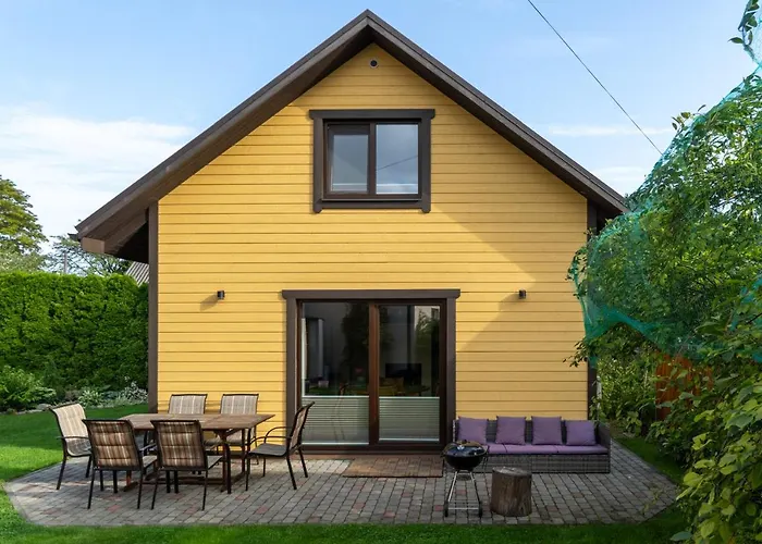 Cosy Family Guesthouse With Sauna And Garden