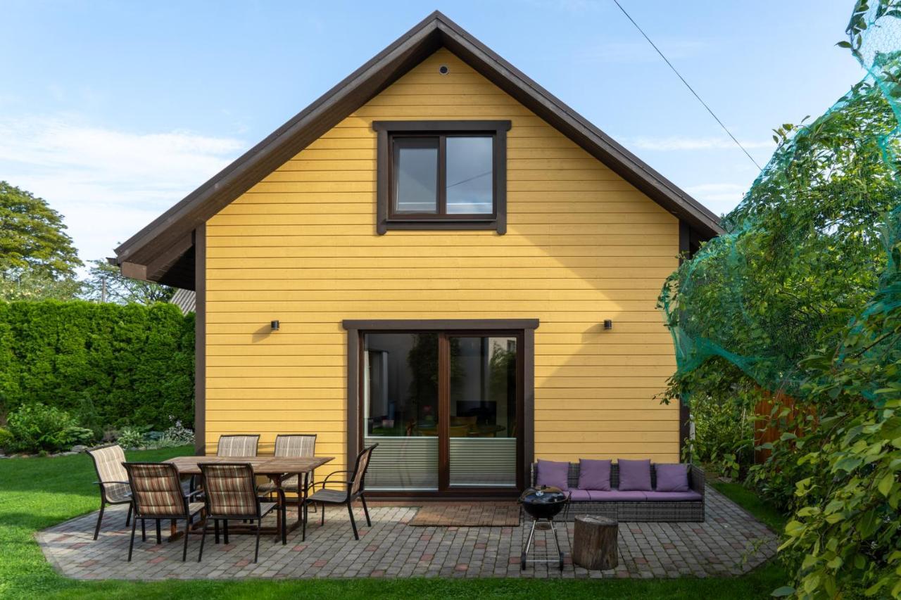 Cosy Family With Sauna And Garden * Kuressaare